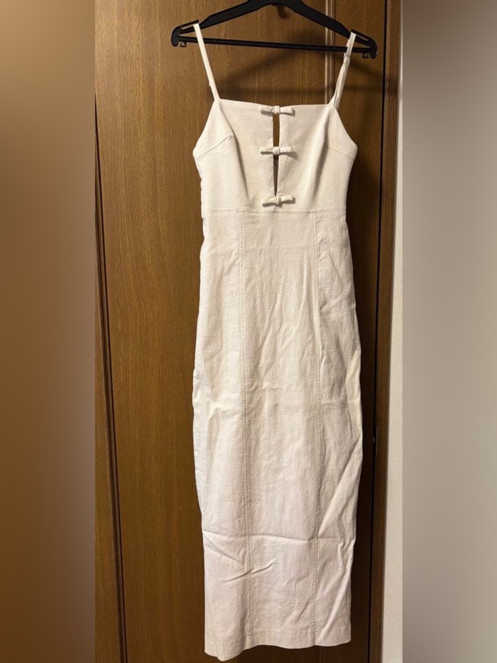 Zara Cream Maxi Dress with Front Tie Straps - Picture 7 of 10